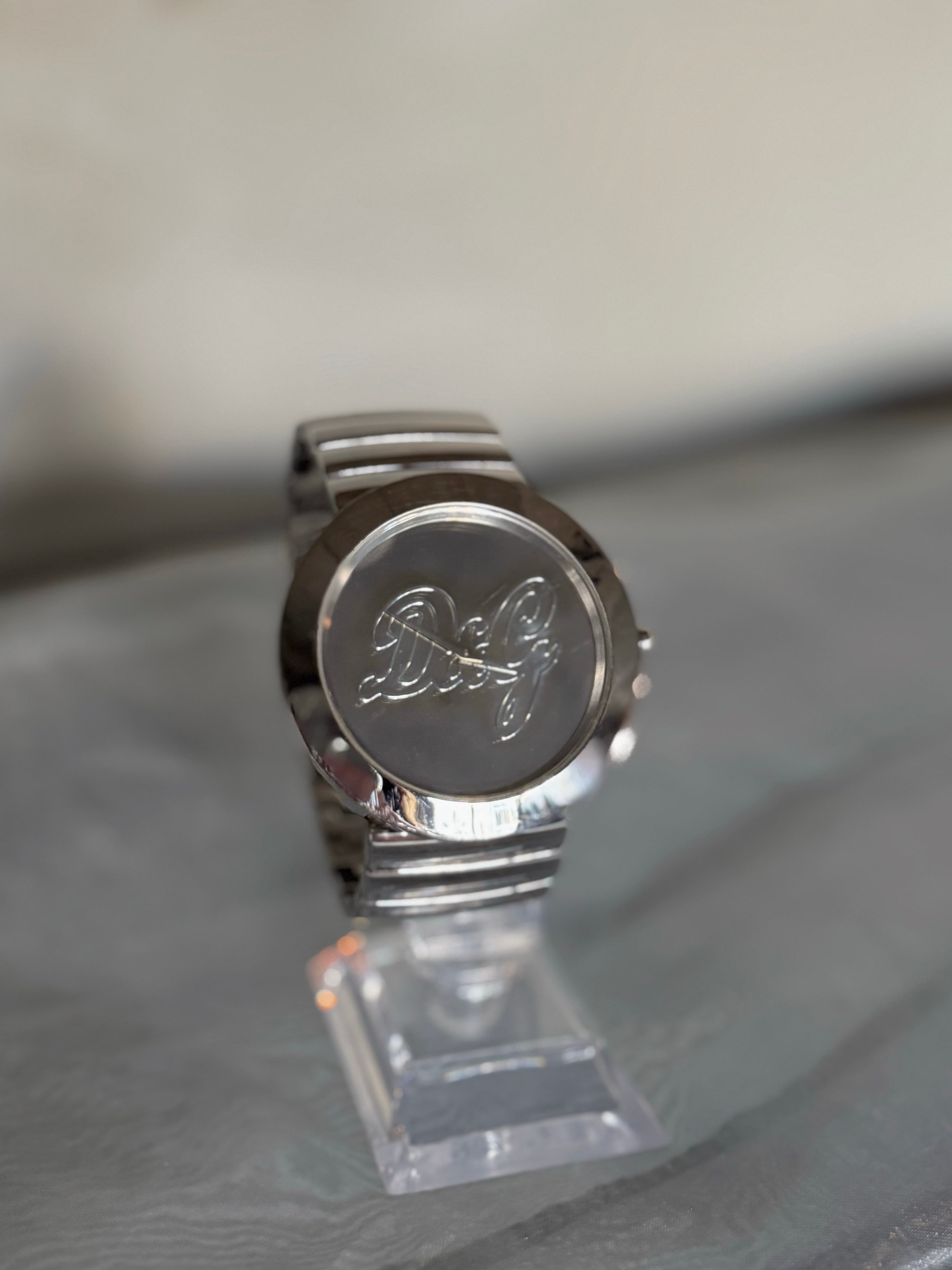 Dolce & Gabbana round silver logo wrist watch