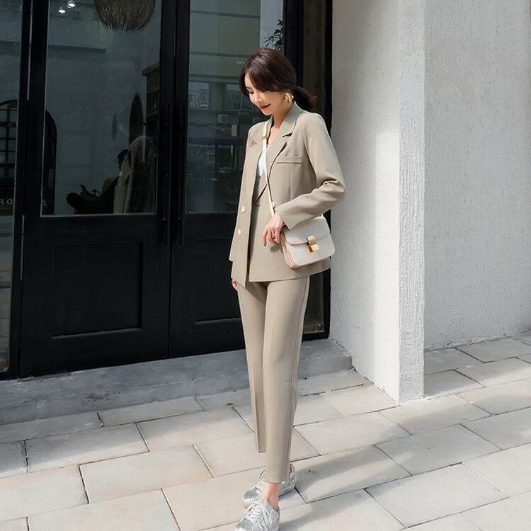 S Xl ベージュ パンツスーツ レディース 入学式 入園式 卒園式 七五三 ママ 2点セット ジャケット パンツ Q Toworld キュートワールド 子供服 メール便は何点でも送料の合計は280円