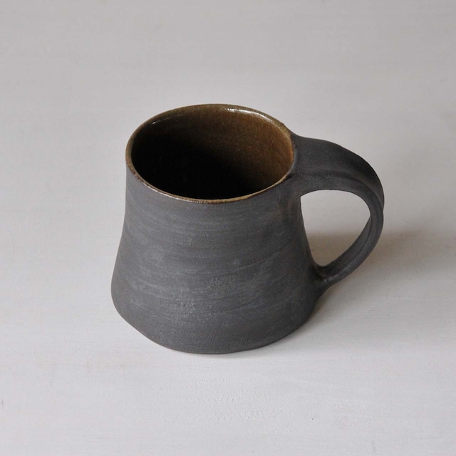 吉永哲子 マグカップ 鉄錆 x アメ（ノ）