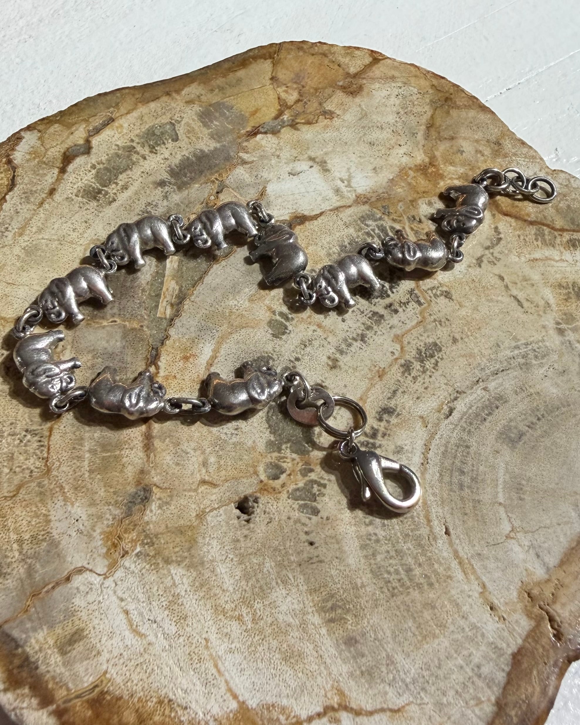 " Silver 925 - 連なる象たち " Elephants motif Design vintage Bracelet
