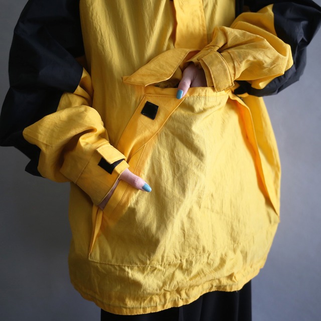 "OLD NAVY" yellow×black over silhouette anorak parka