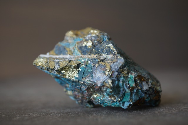 モロッコ産クリソコラ/チャルコパイライト Chrysocolla/Chalcopyrite 1319