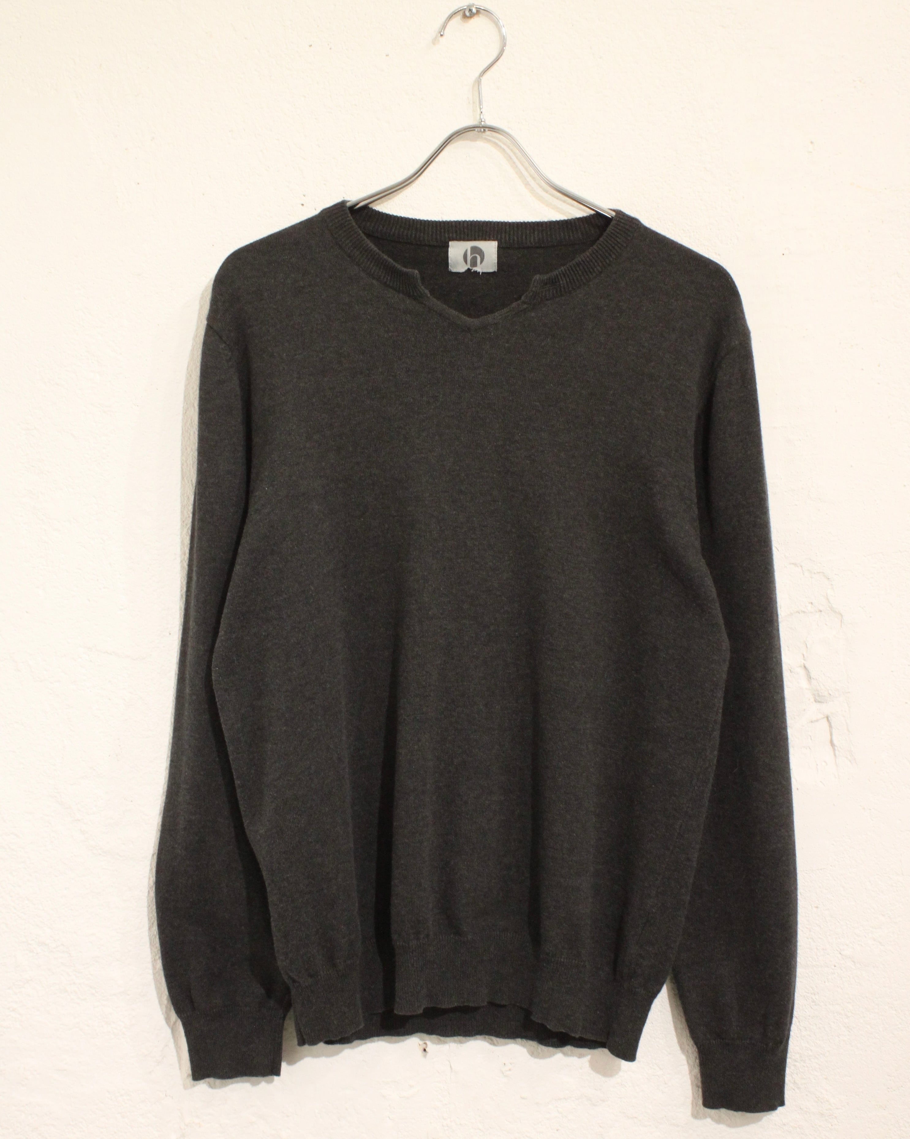Unknown Neck Design Cotton Knit