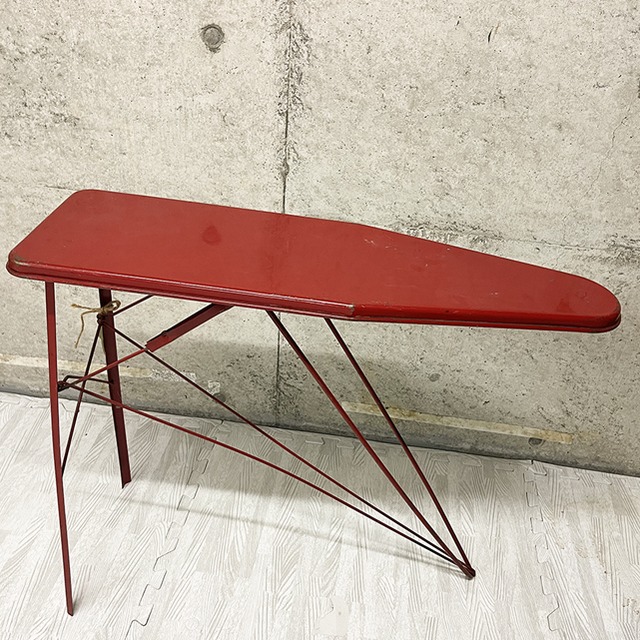 アメリカンヴィンテージ　折りたたみ式　アイロン台