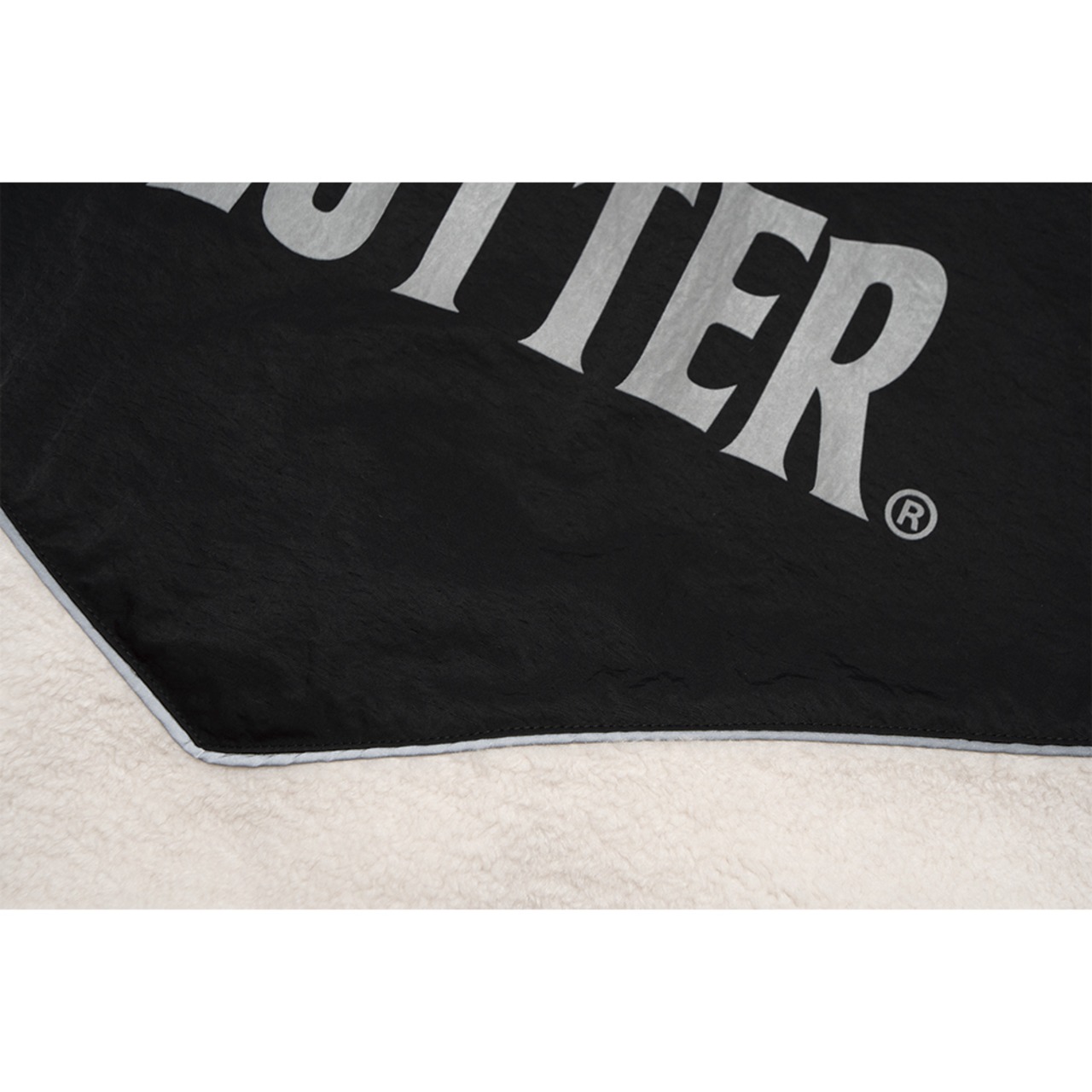 Sheep boa fleece warmup P/O Jacket OFF WHITE | FLUTTER OFFICIAL
