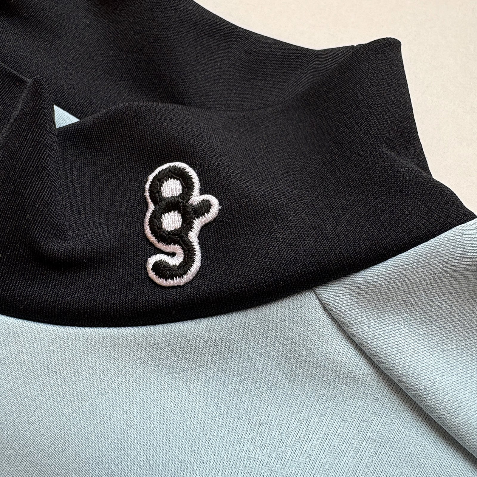 LOGO PRINT MOCK NECK SHIRT - LIGHT BLUE / BLACK - | 8G SHOOT WEBSTORE