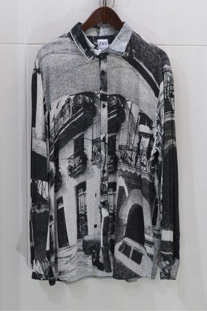 ZARA 総柄レーヨンシャツ