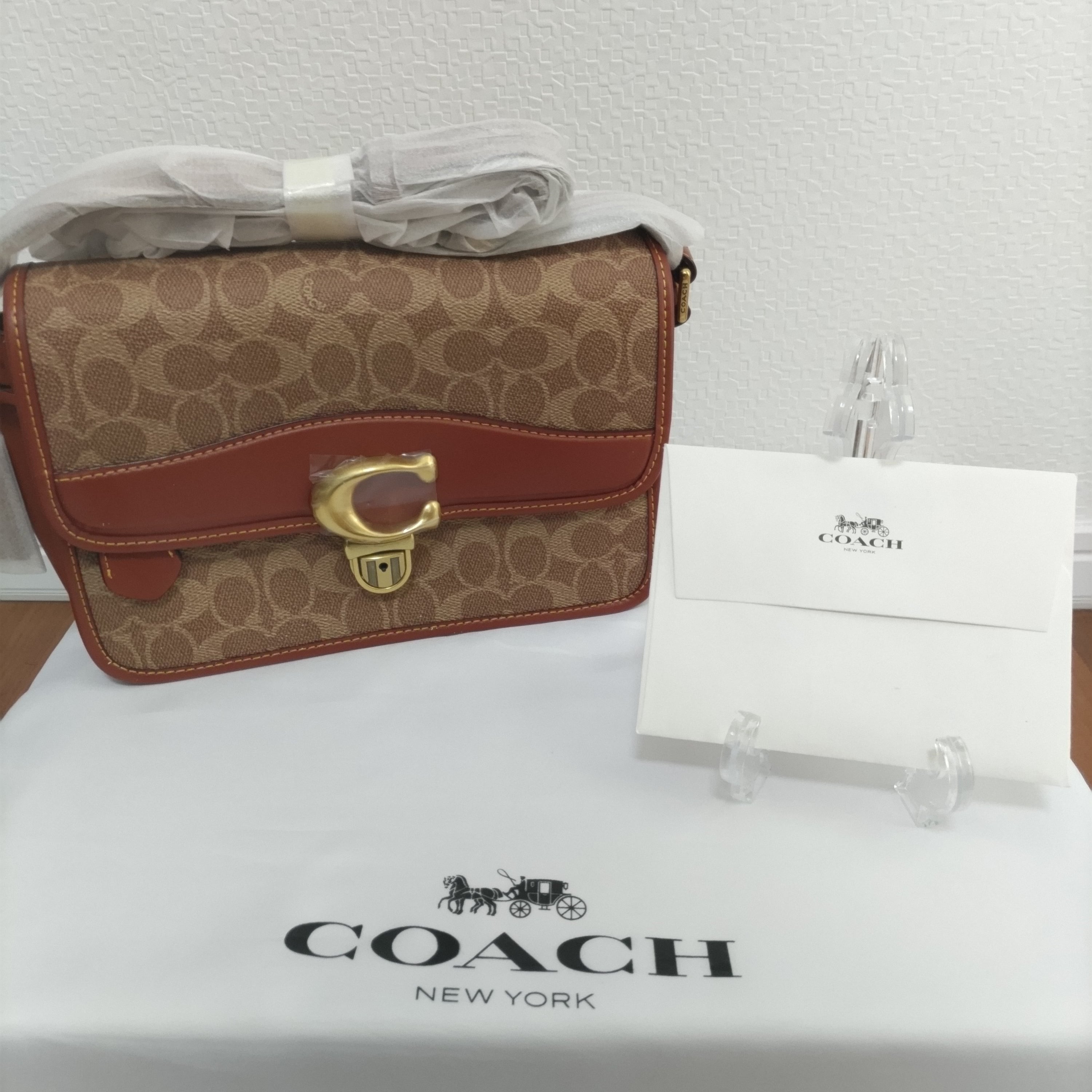 COACH コーチ ショルダーバック シグネチャー   送料無料