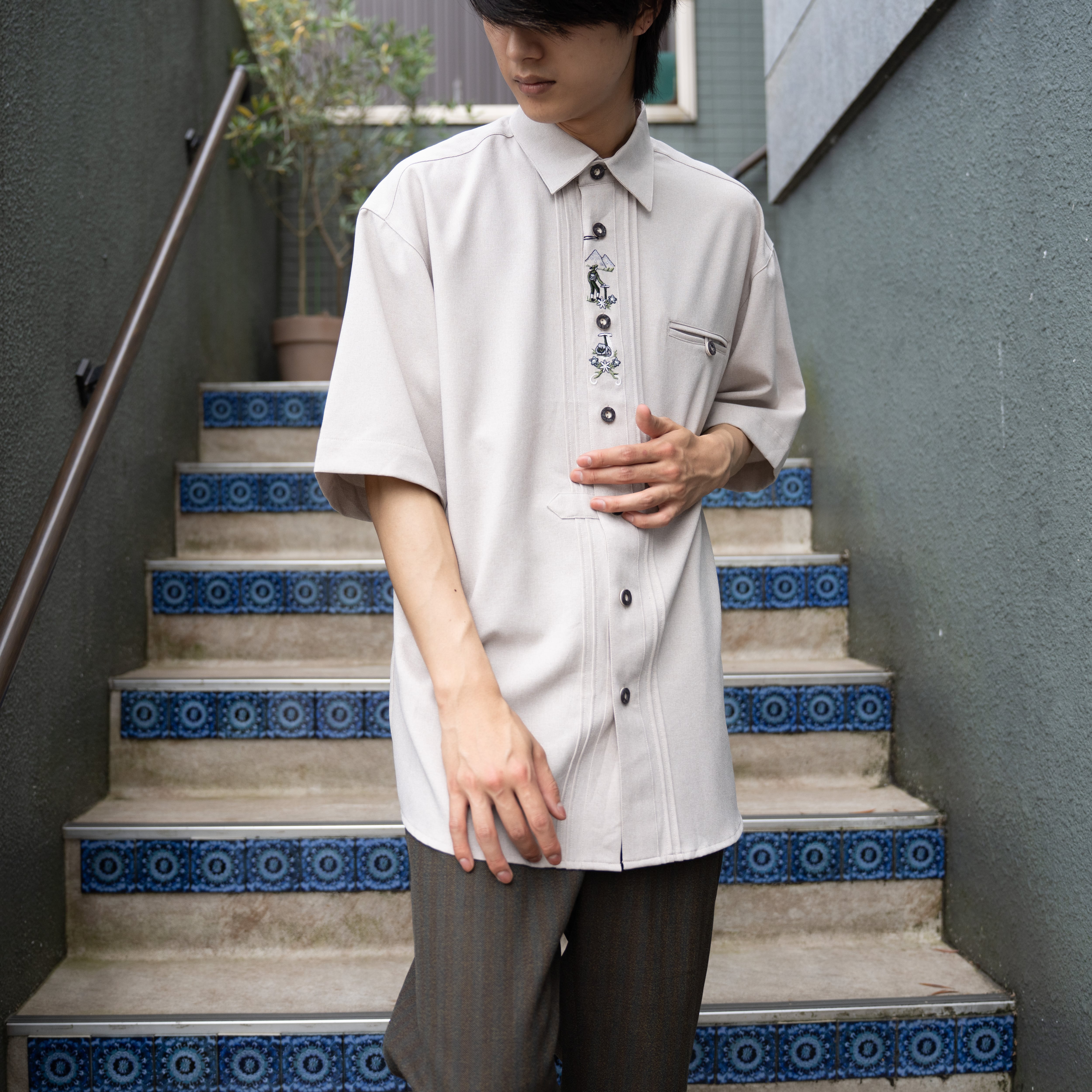 EU VINTAGE EMBROIDREY DESIGN HALF SLEEVE TYROLEAN SHIRT/ヨーロッパ