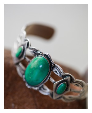 Navajo Thunderbird Triple Turquoise Split Cuff (c. late 1930s–early 1940s)