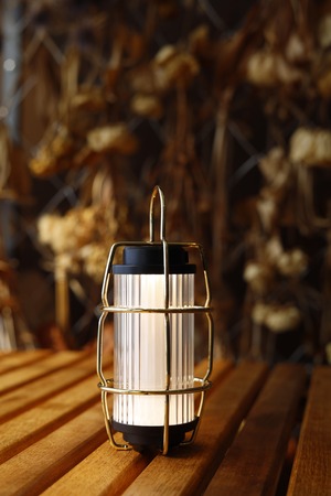 38explore Marine Lamp Frame Bs.