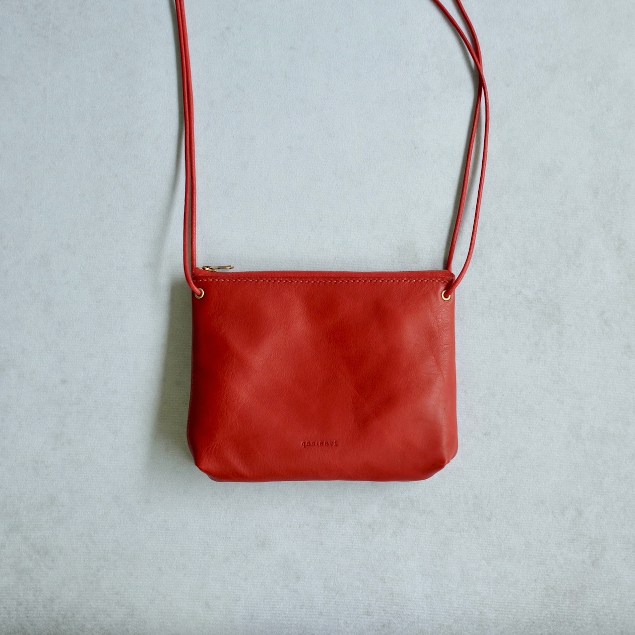 KN POCHETTE 18-03