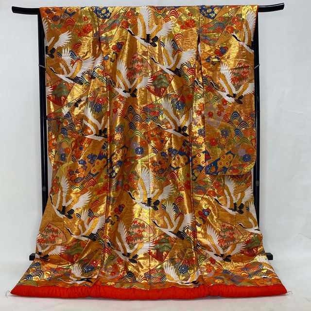 色打掛 正絹 鶴 刺繍 金 打掛 Lサイズ 裄66.5 花嫁衣裳 婚礼 リサイクル 中古 ブライダル ウエディング 着物 4006