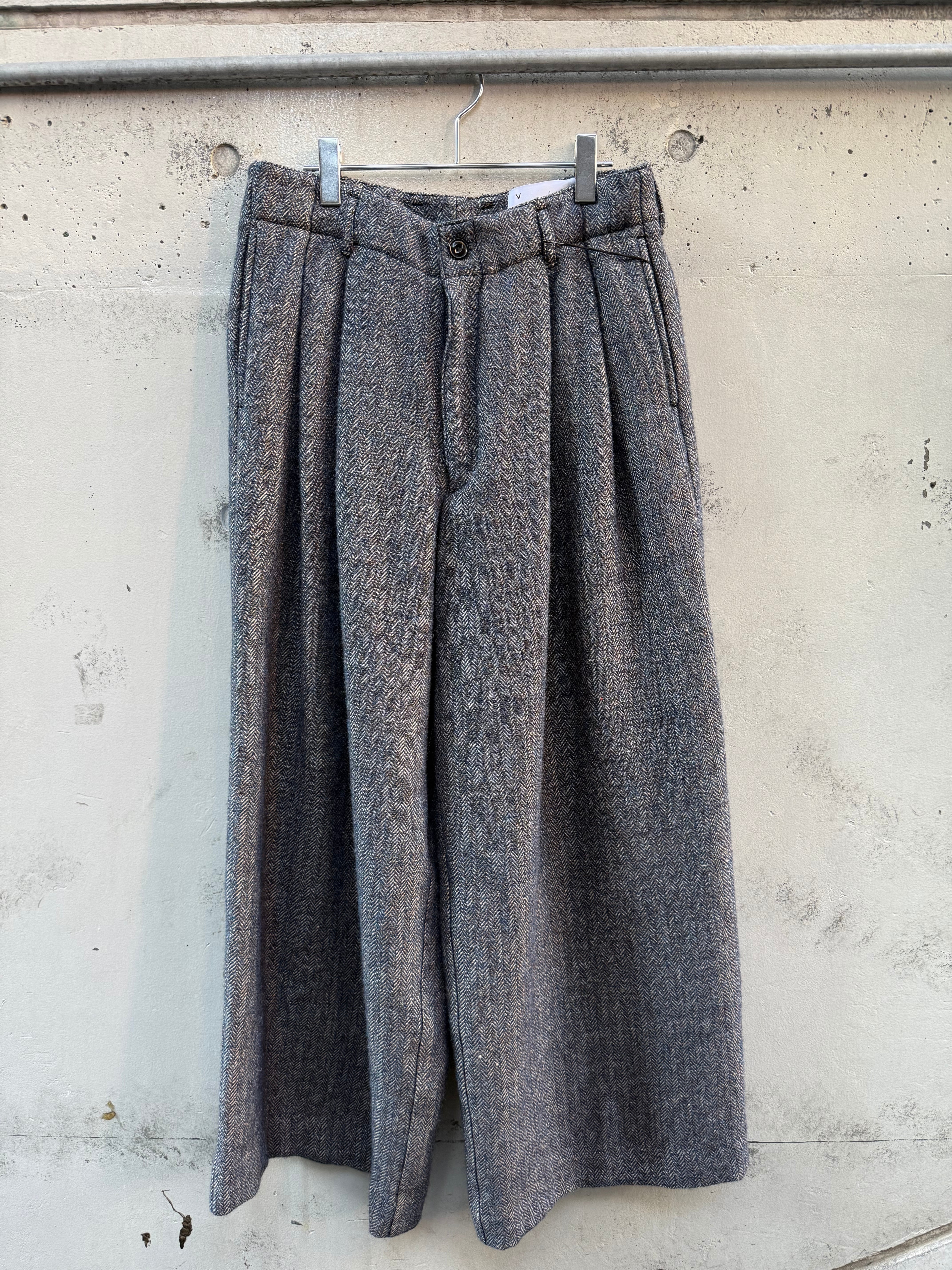 『VOAAOV』WOOL LINEN HERRING BONE Tuck Wide Pants / NAVY
