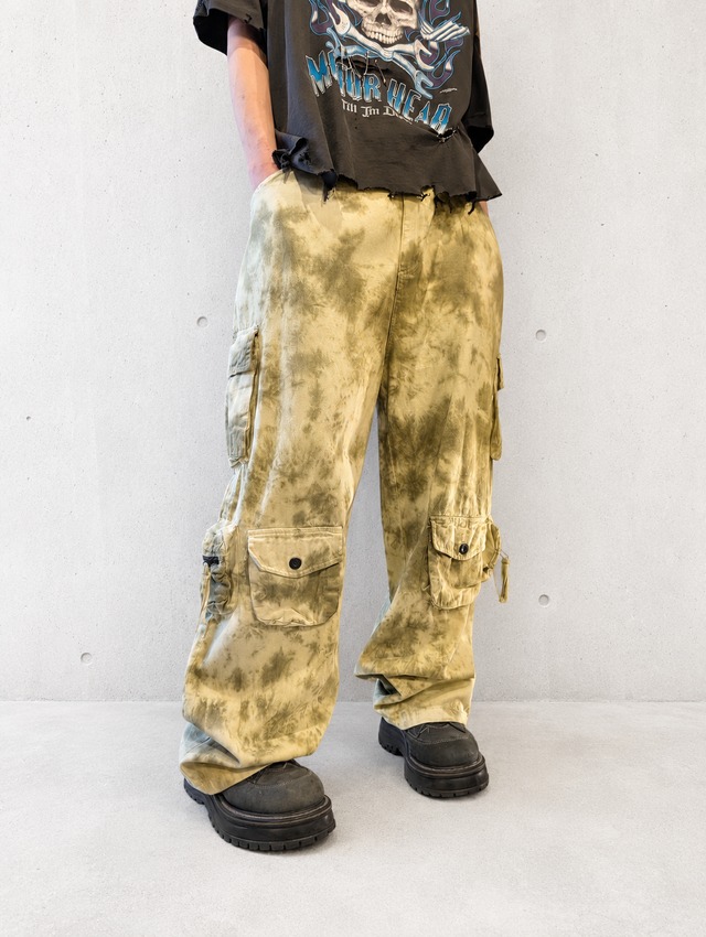 "PRETTYLITTLETHING" tie dye cargo pants