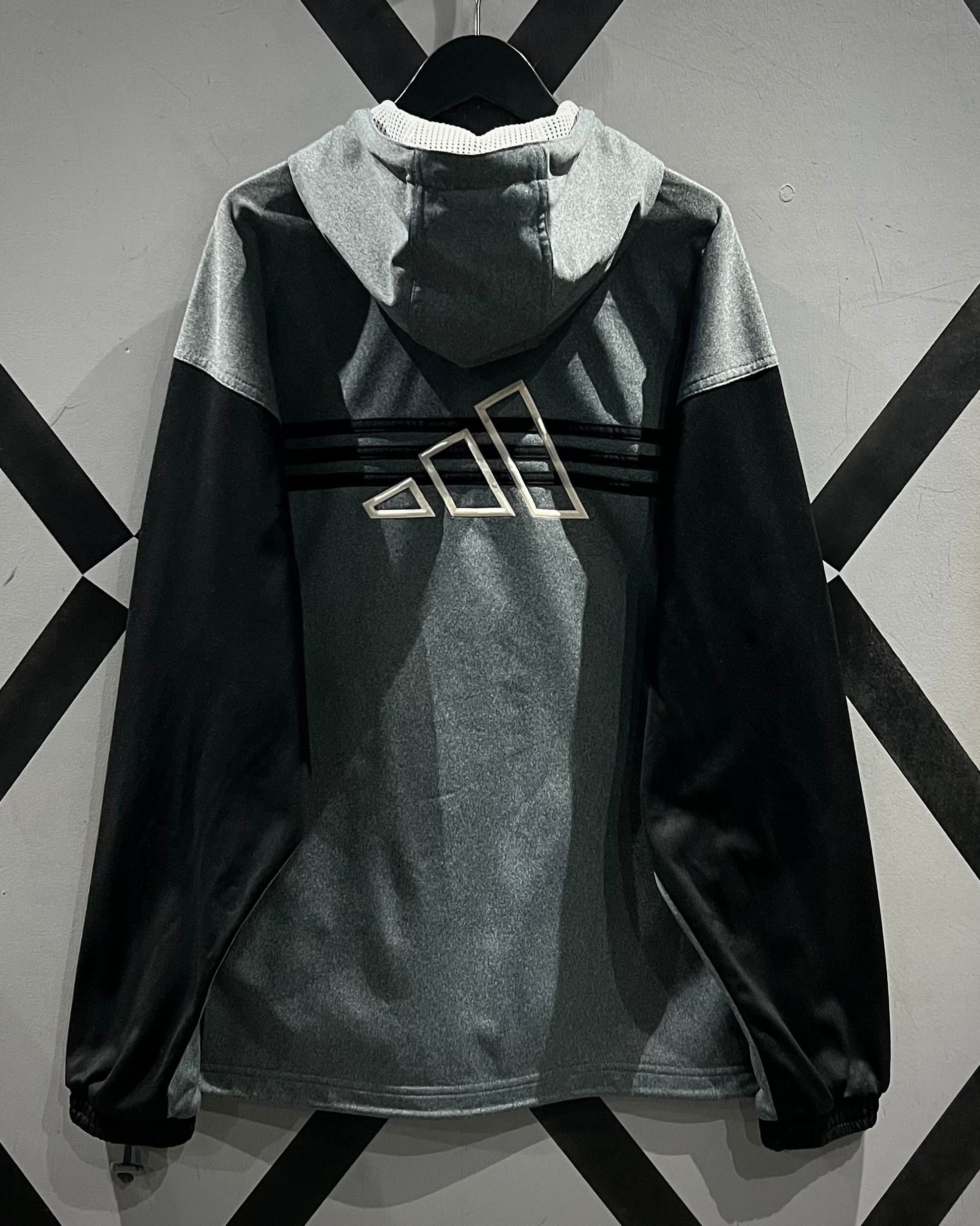 X VINTAGE】90's “adidas” Switching Design Vintage Hooded Track
