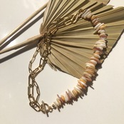 ［全2色］シェル × チェーン　マンテルネックレス［GSN022］