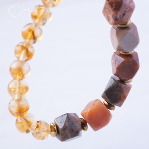 海のパワー宿る優しいブレス［コーラル／シトリン／水晶／ヘマタイト］