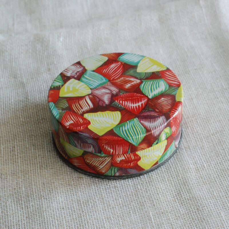 フランス製アンティークキャンディー・ボンボン　ティン缶　ブリキ缶２点＆鍵 アンティーク缶 ブリキ缶 ティン缶 ボンボン缶 キャンディー缶