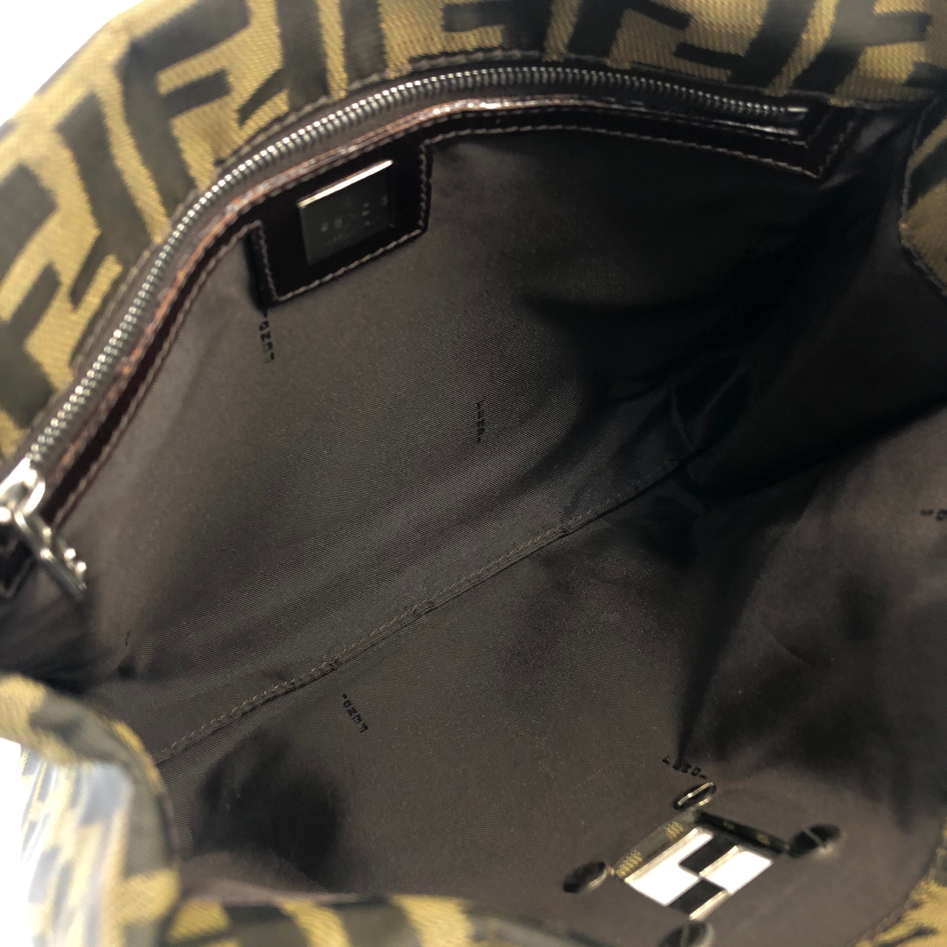 極美品 フェンディ ズッカ FFロゴ ボストンバッグ トートバッグ ハンドバッグ FENDI】フェンディ『ズッカ柄 トートバッグ』26693 レディース