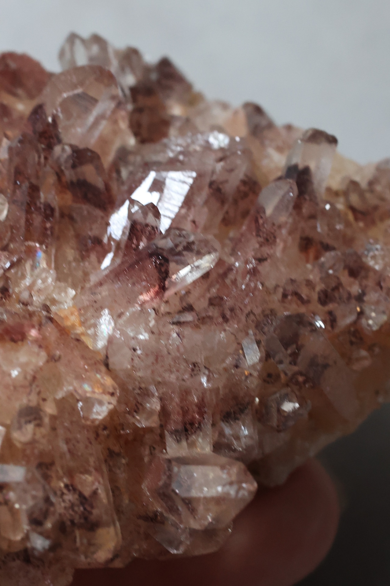 レッドファントムクォーツ クラスター「大地の幻影」Red Phantom Quartz Cluster ◇ 天然石・鉱物・パワーストーン・原石 | st00394