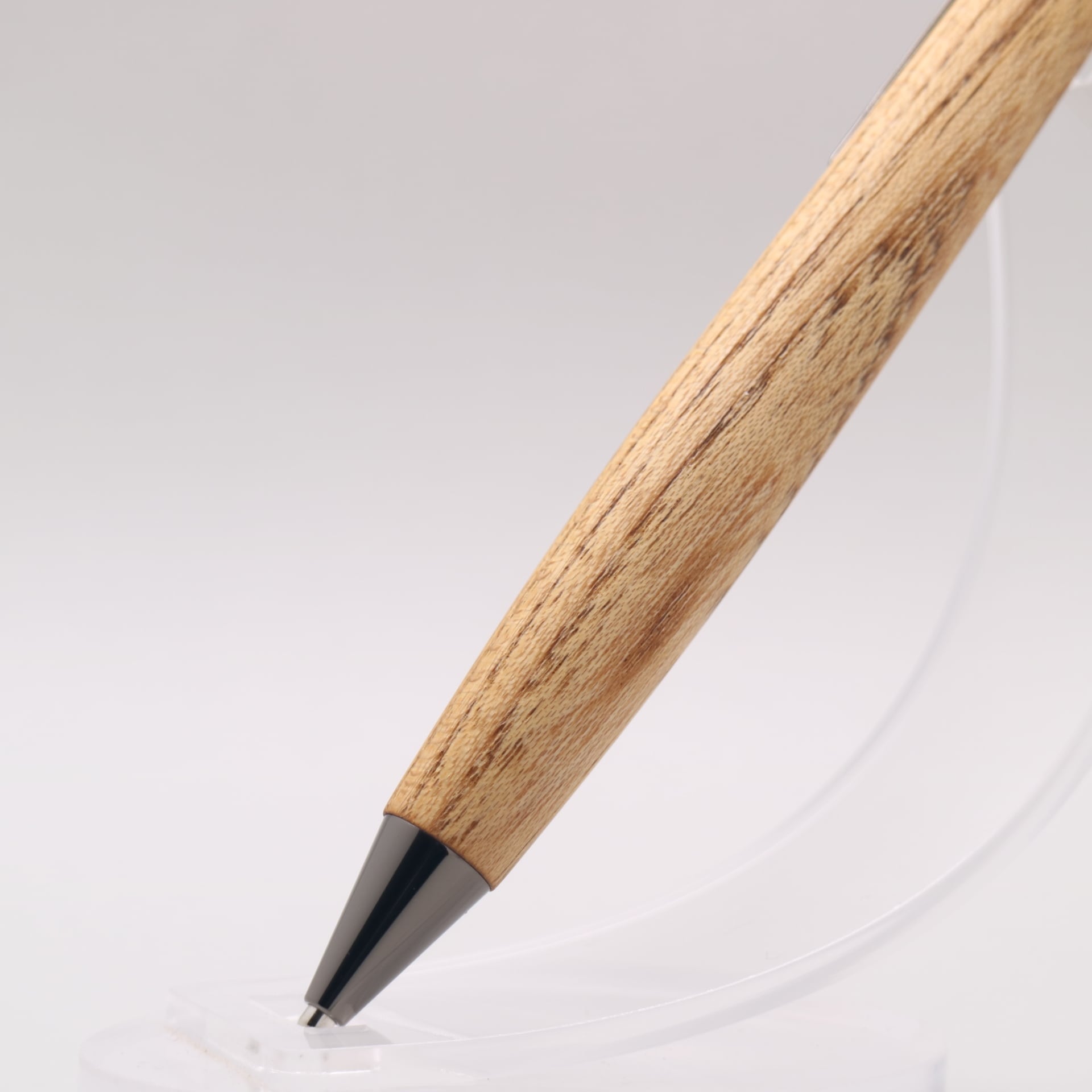4631 woodturnin 槐　エンジュ　三角　木製シャープペンシル 4631 woodturnin 槐 エンジュ 三角 木製シャープペンシルの通販 by