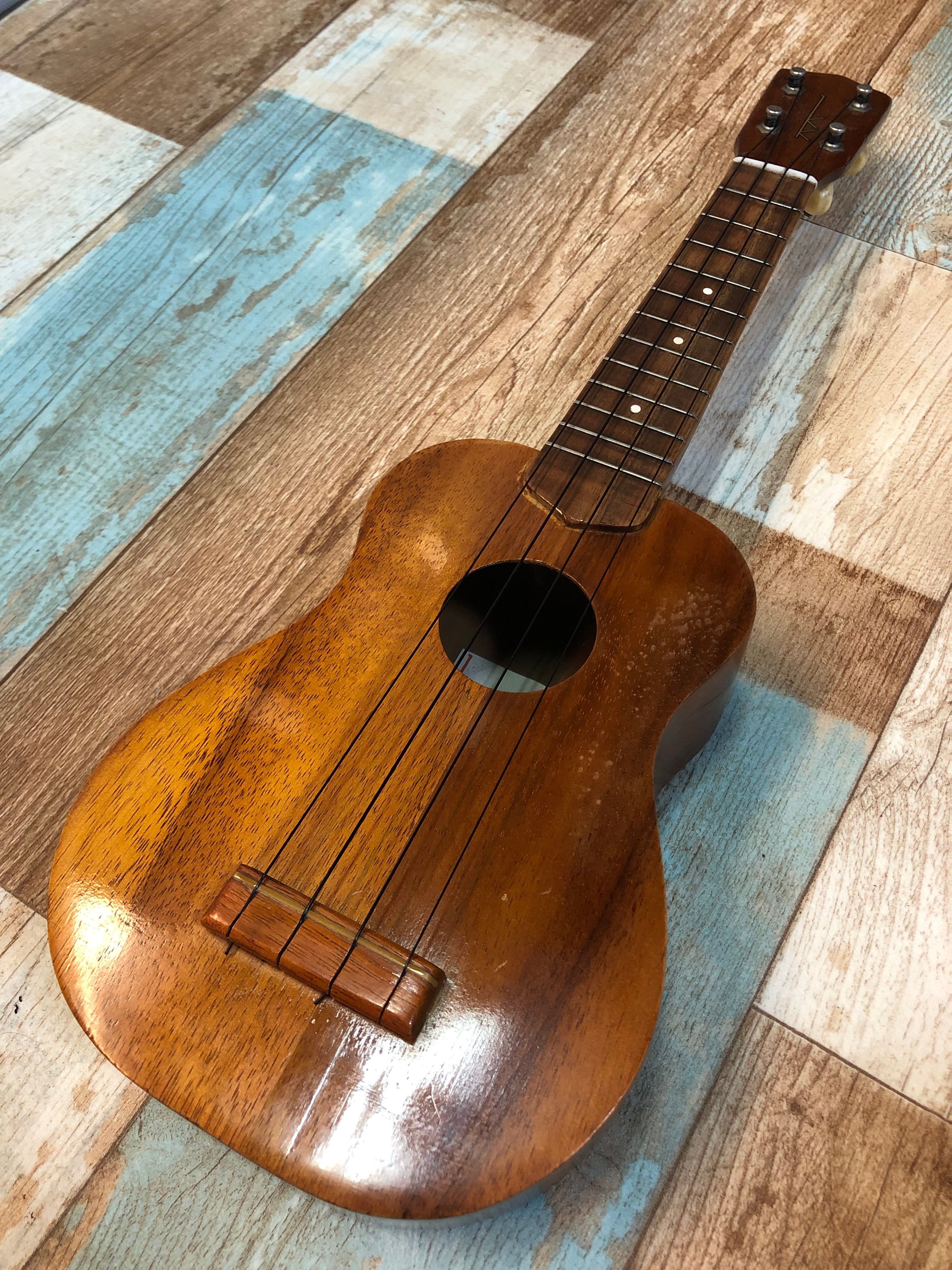 中古 調整済 kamaka ソプラノウクレレ HF-1 ホワイトラベル | UKULELE