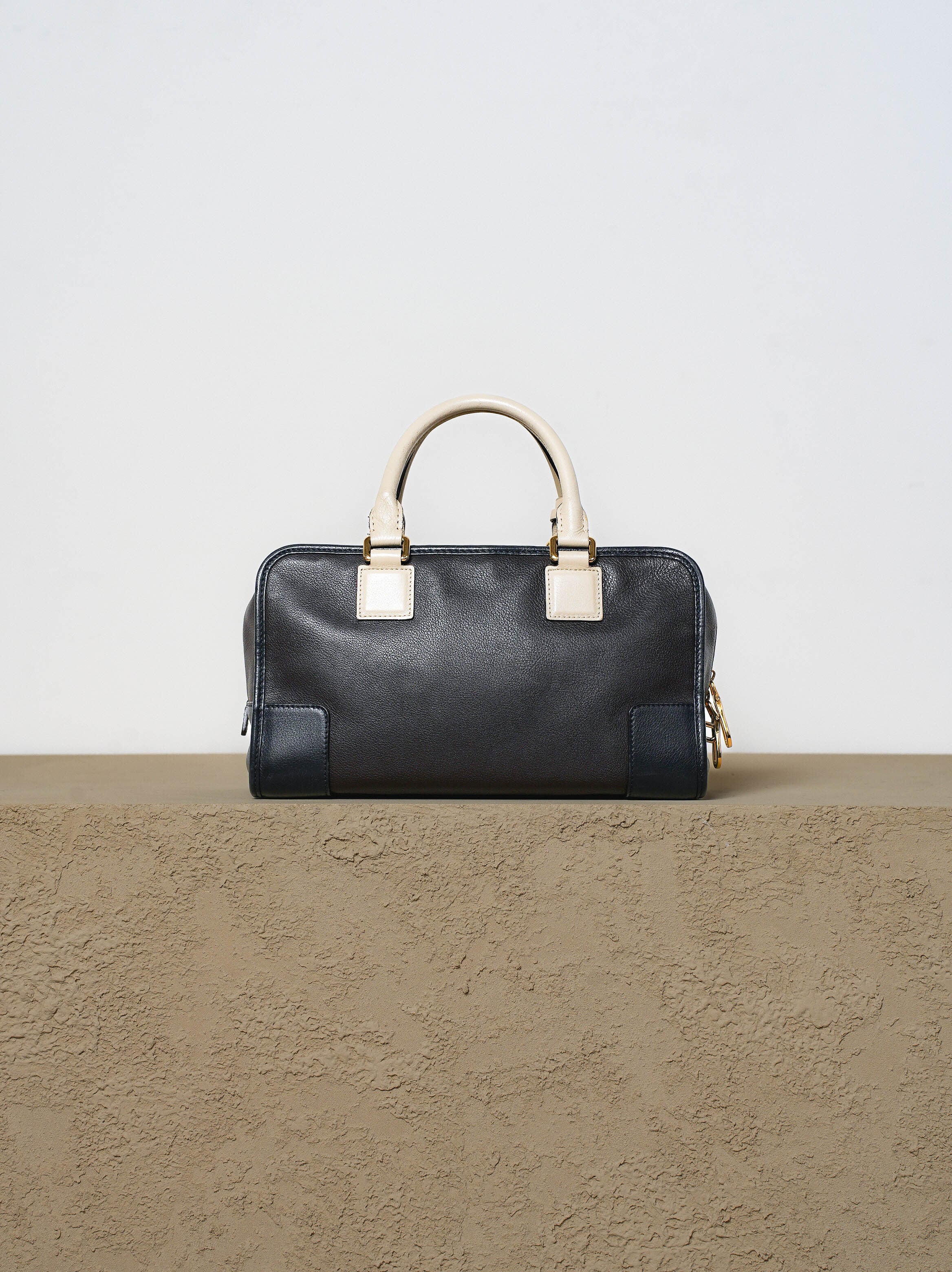 LOEWE アマソナ ハンドバッグ バイカラー LOEWE ロエベ アマソナW28 バイカラー ハンドバッグ | Raum Vintage