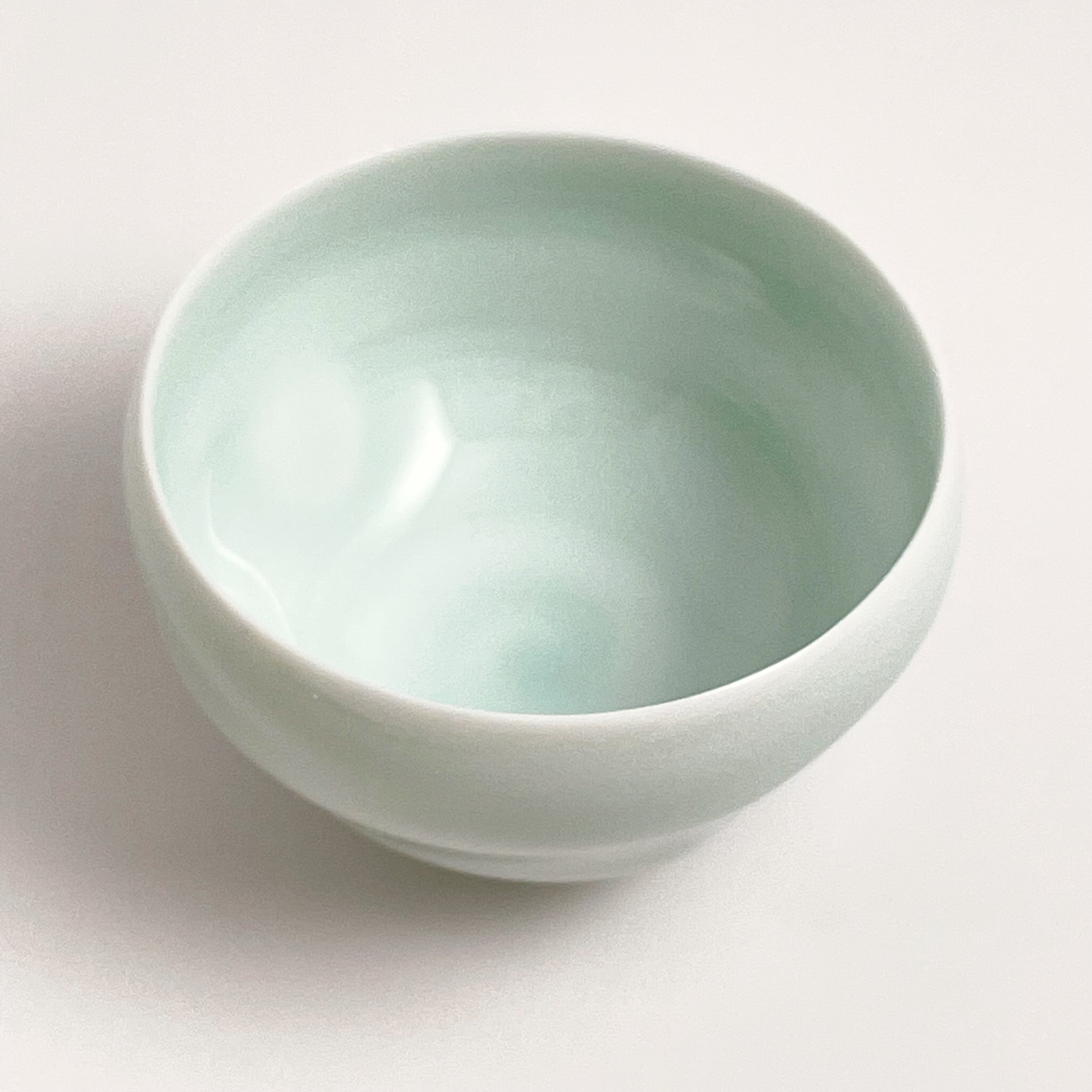 白磁立ちぐい吞み　白磁ぐい呑み　白磁茶碗　白磁筒茶碗 白磁立ちぐい吞み 白磁ぐい呑み 白磁茶碗 白磁筒茶碗