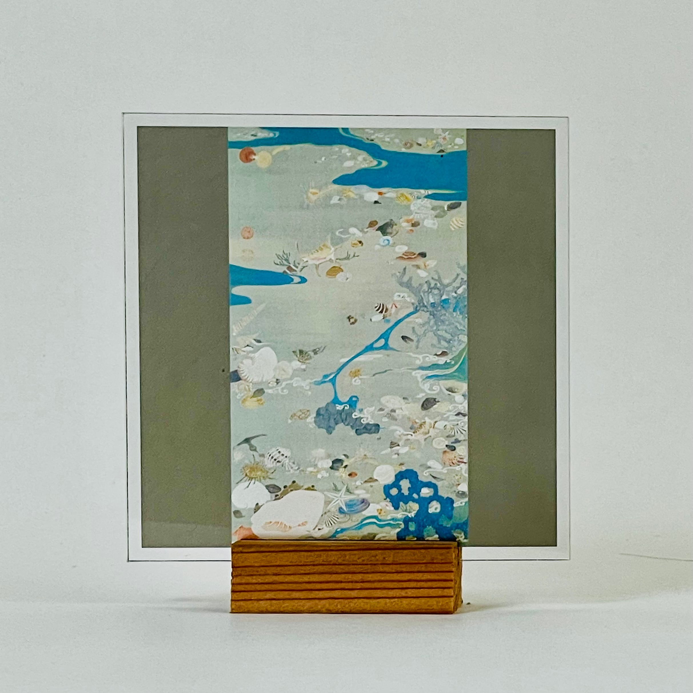 伊藤若冲 菊花流水図 / Chrysanthemums and Flowing Water | SAKEMARK