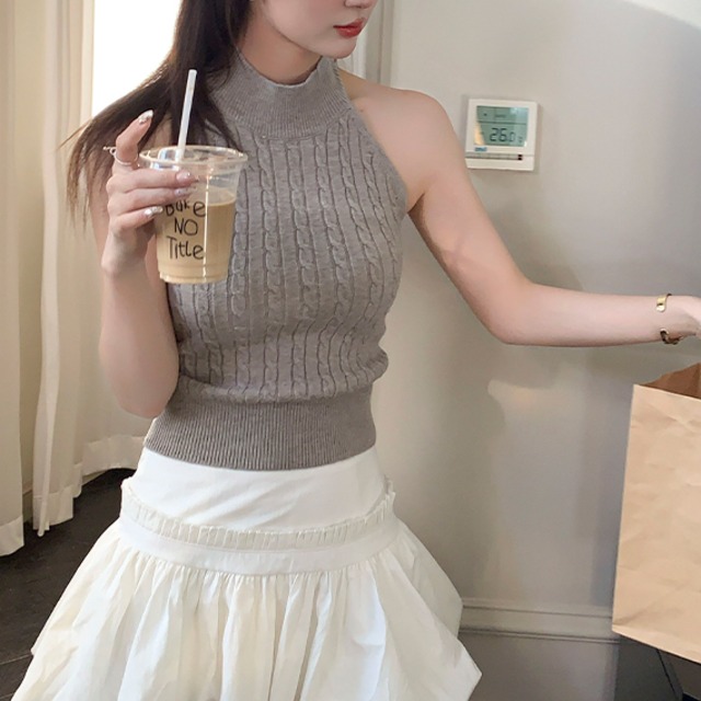 後ろ姿まで可愛い♡ケーブルニットキャミソール〈2025 SS〉