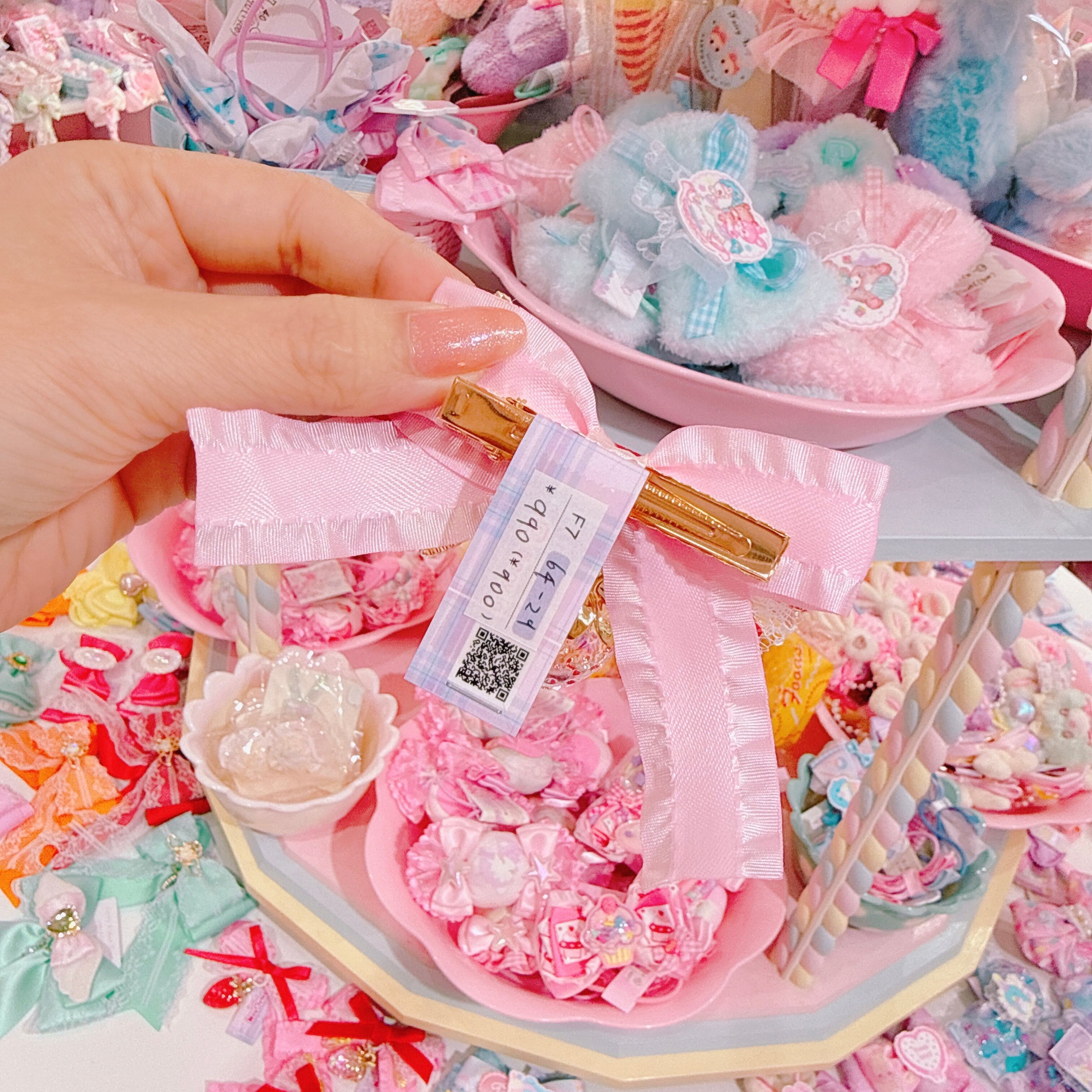 【F7】64-29いちごリボンヘアクリップ