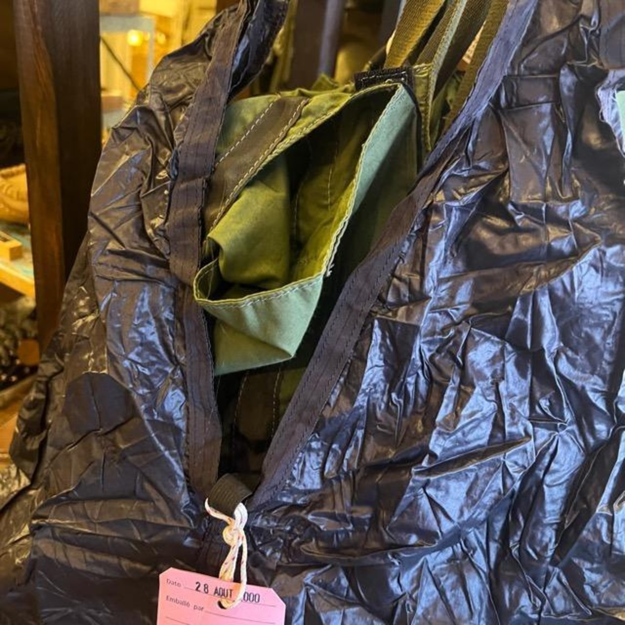 France Parachute shoulder bag Black dyed　フランス　パラシュートショルダーバッグバッグ ブラック染　ショルダーバッグ