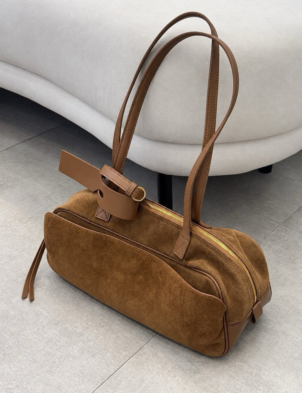 【新作5％OFF・3日間】牛革100％・Pocket Shoulder Bag_4colors