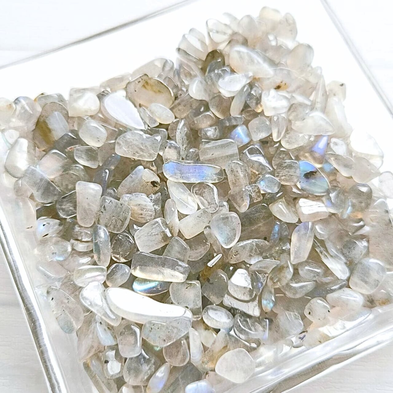 ラブラドライト (100g) 曹灰長石 天然石さざれ石 穴無しチップ