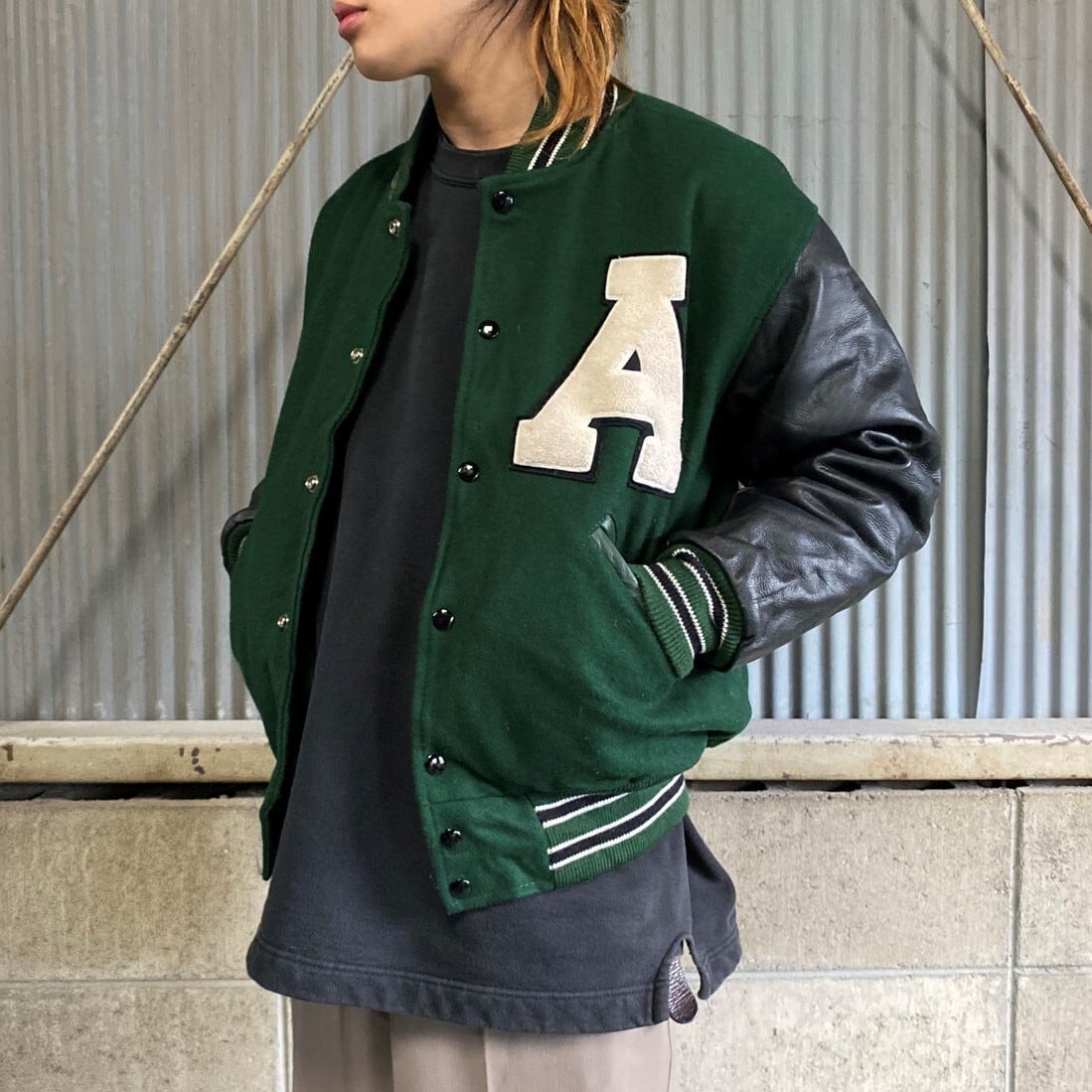 オリーブグリーン/黒 スタジャン 