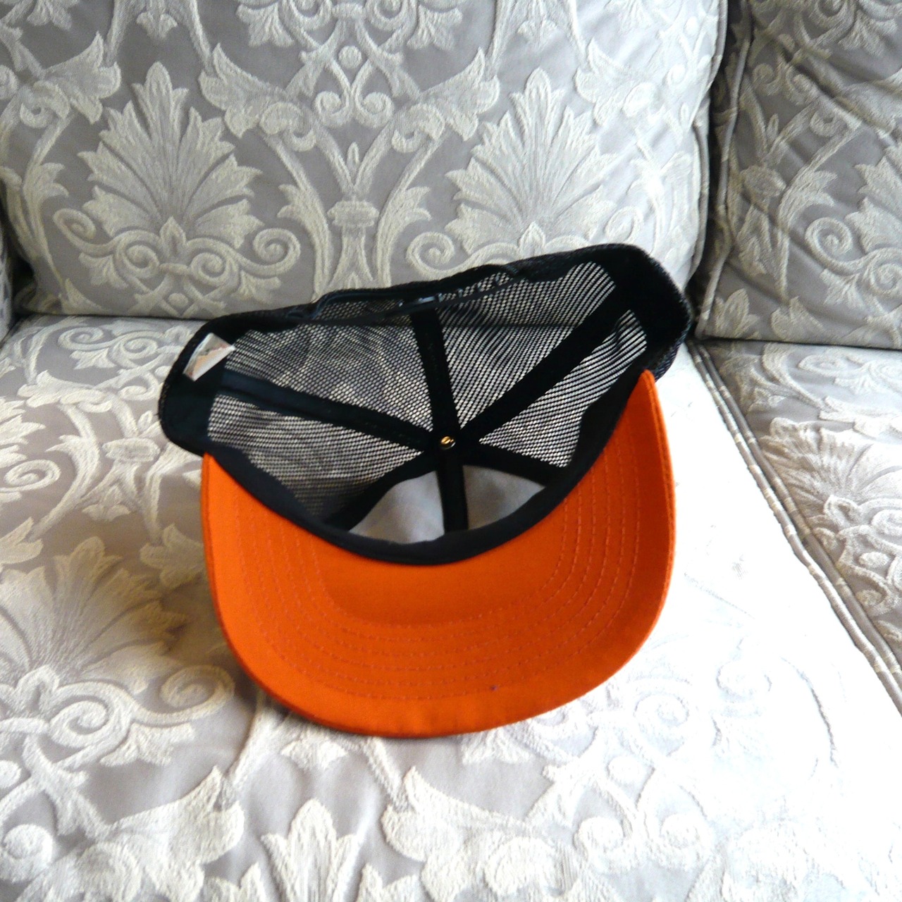80s feminist MESH CAP