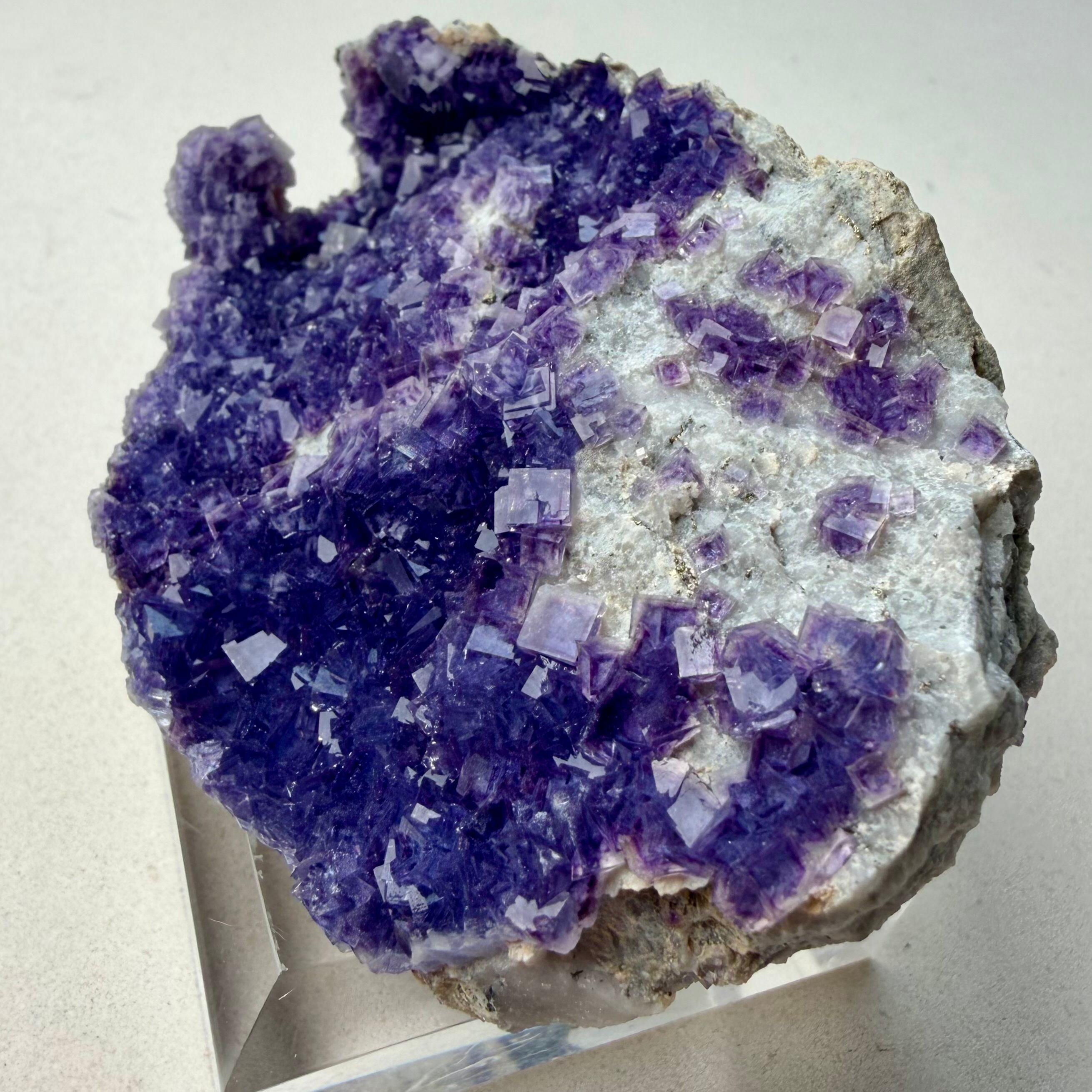 フローライト【Fluorite】アメリカ産 | PEANUTS MINERALS