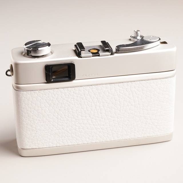 Konica C35 flash matic ホワイト×ベージュライン