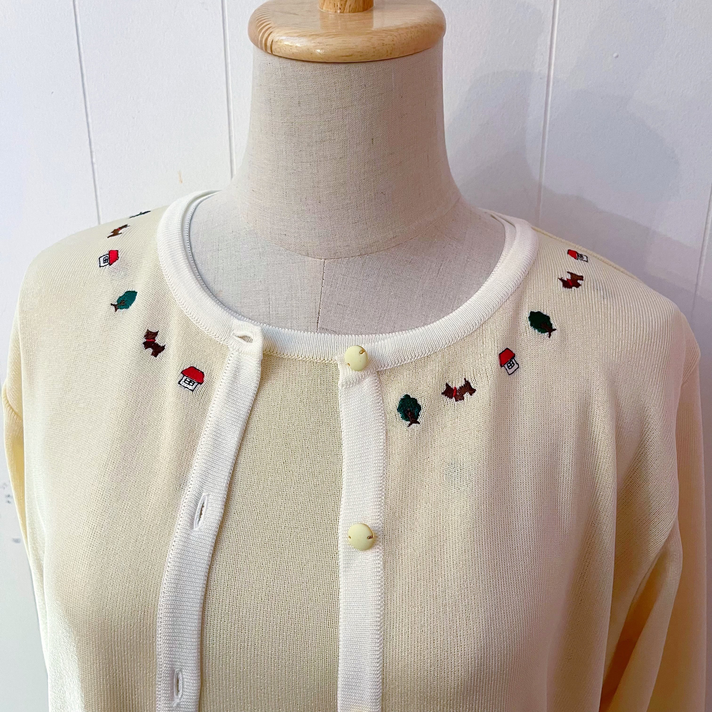 mini dog & house & treb ensemble knit