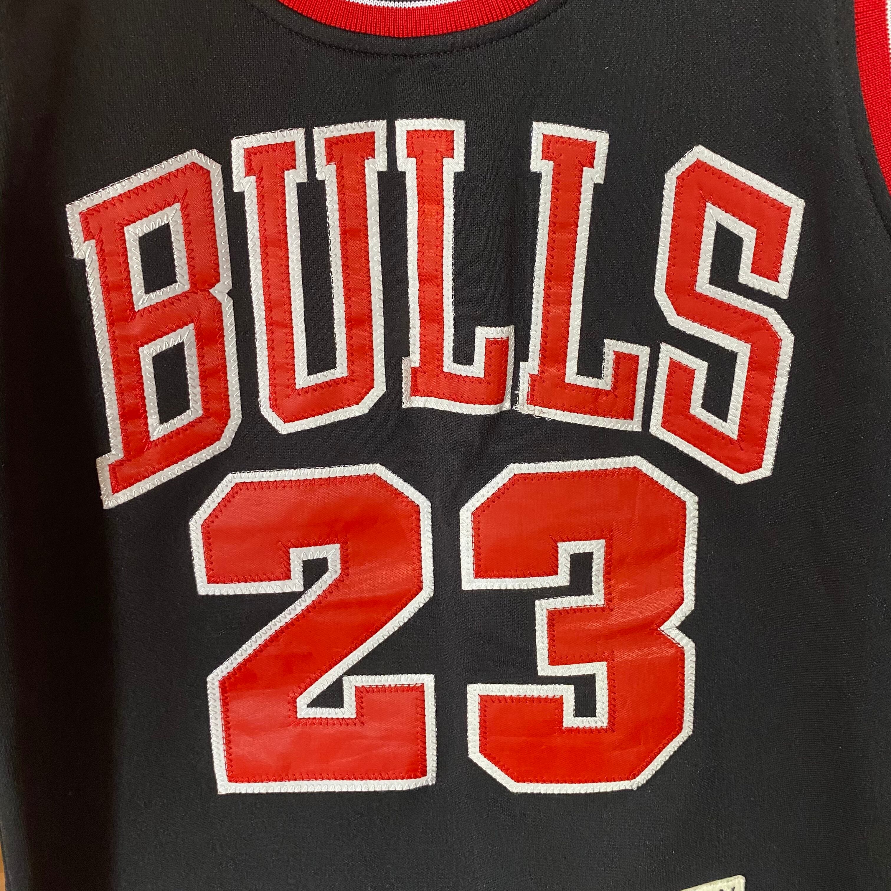 JORDAN BULLS 23 ジョーダン バスケ タンクトップ ストリート | LUCKY