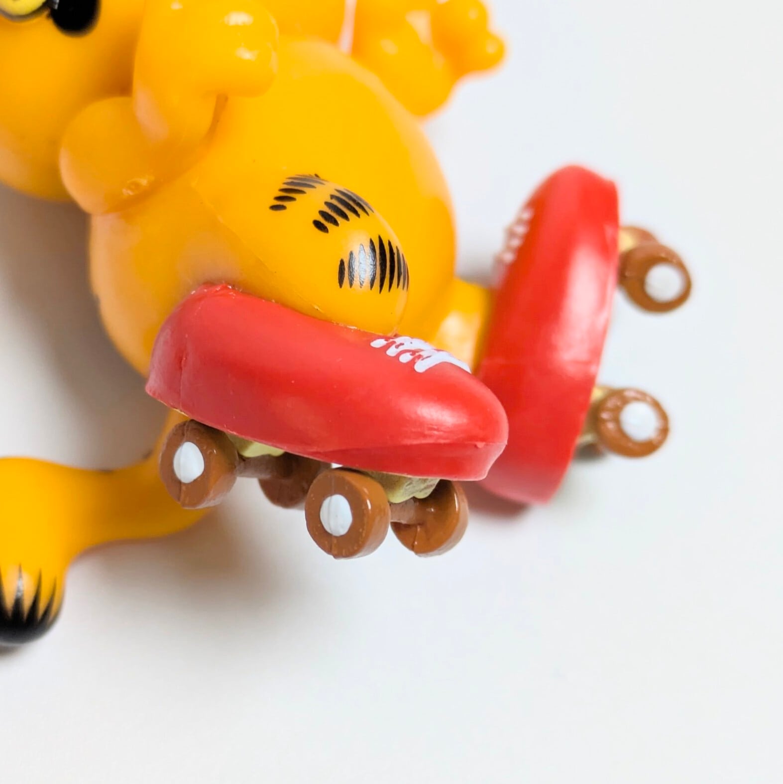 【 Garfield ( ガーフィールド ) 】 3D PVCキーホルダー 『 ローラースケート♪ 』 〚アメリカン雑貨 アメトイ〛