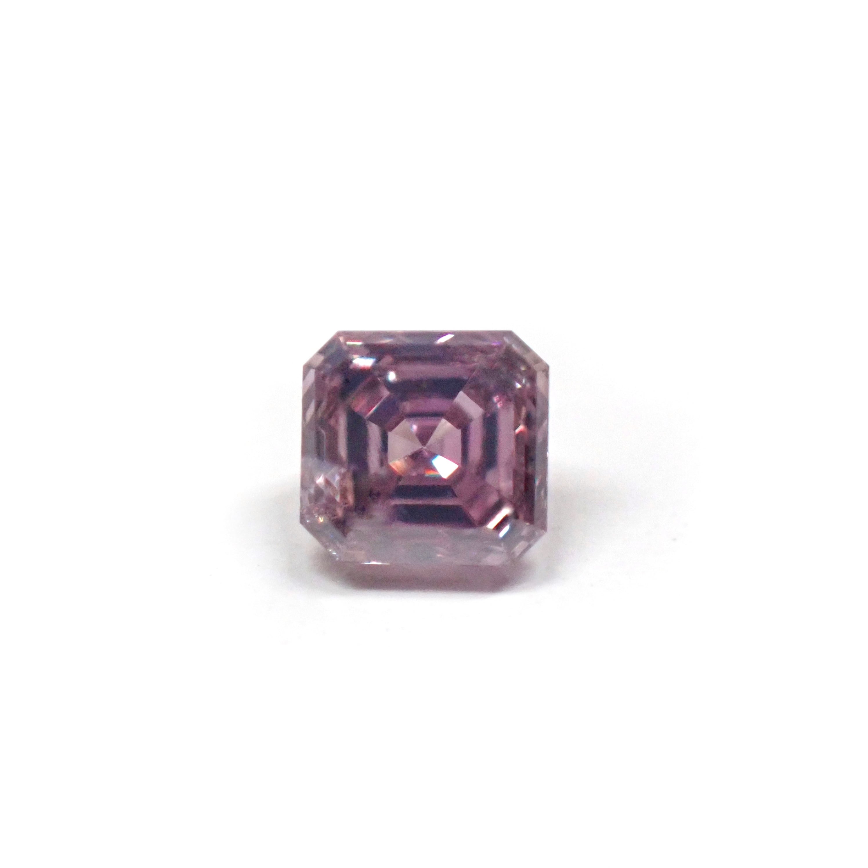 ピンクダイヤ (Pink Diamond) | MUSÉE COLORÉE