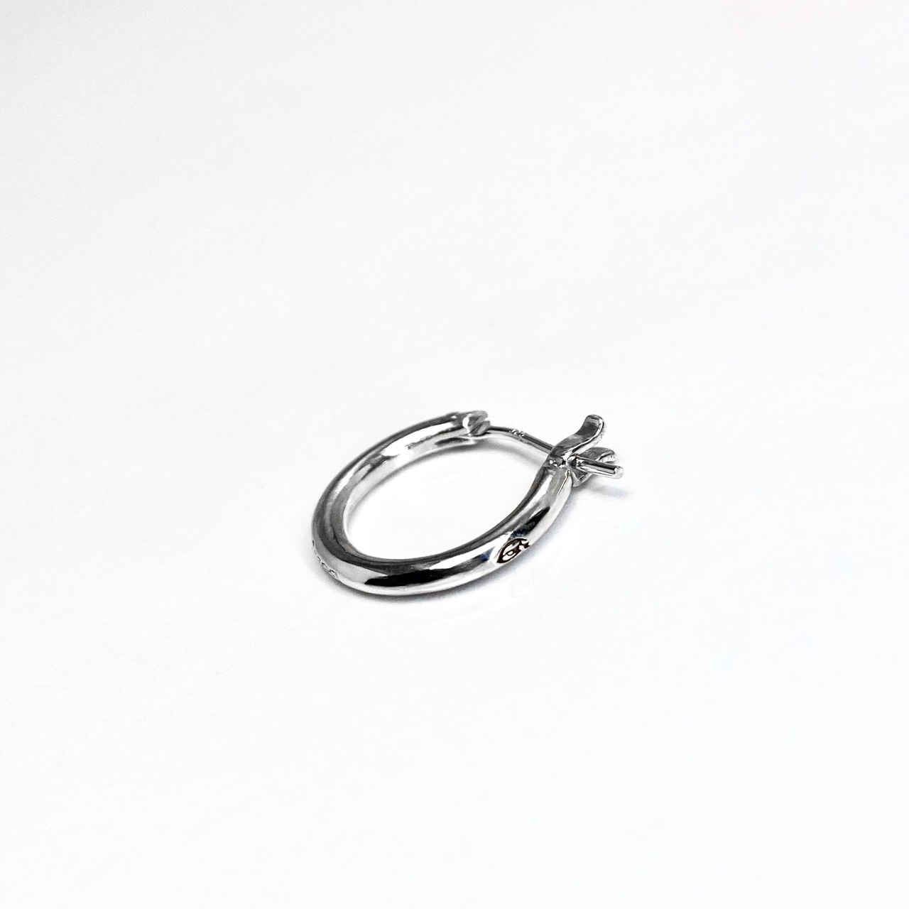 THIN HOOP raised by wolves / シンフープピアス レイズド・バイ・ウルヴス