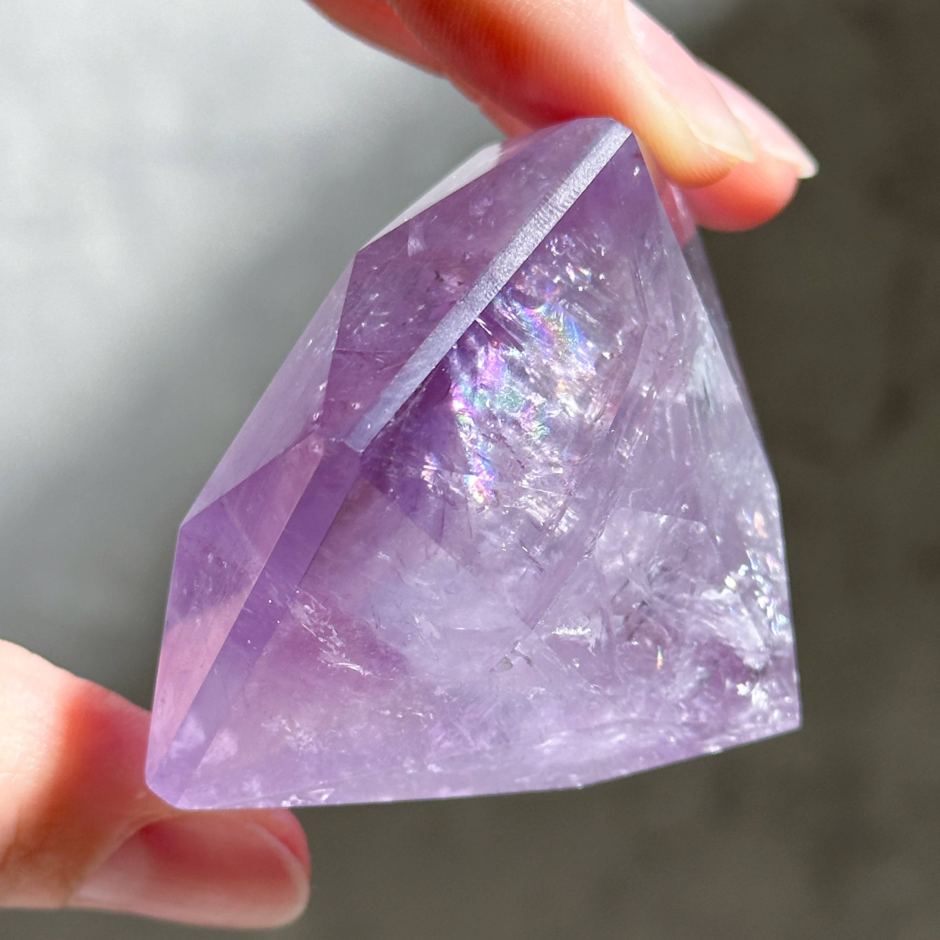 虹◎アメジスト ダイヤモンドカット21◇Amethyst Diamond◇天然石