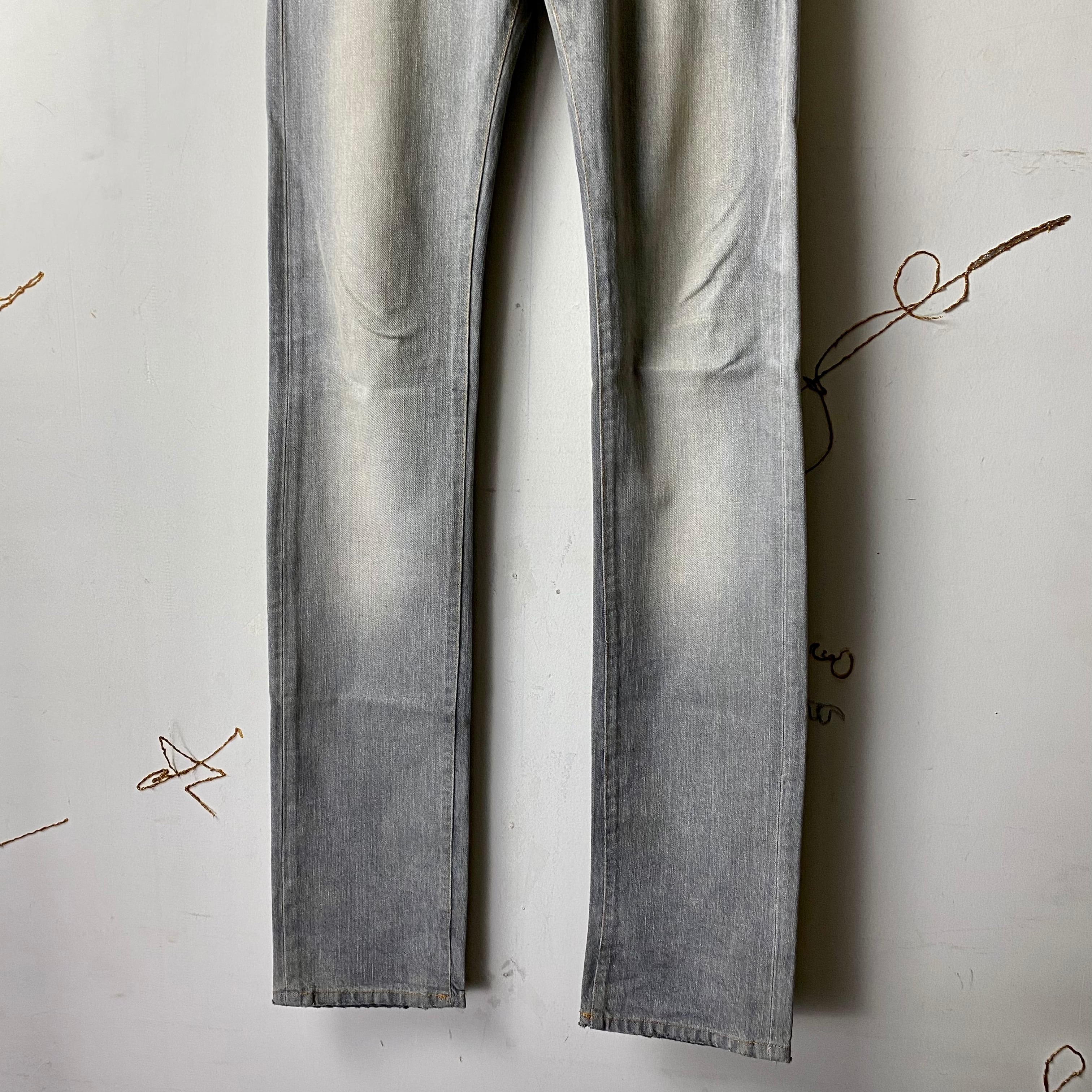 2006SS DIOR HOMME faded gray denim skinny pants | NOIR ONLINE