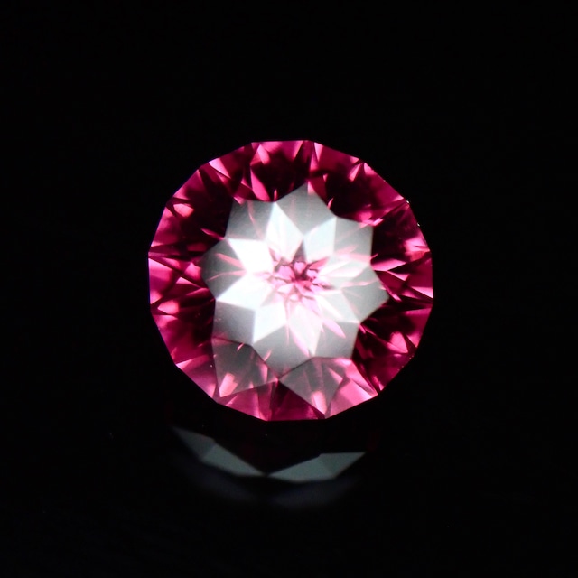 【Brilliant Rose Cut】輝き溢れる紫の輝石 1.75ct 天然ロードライトガーネット