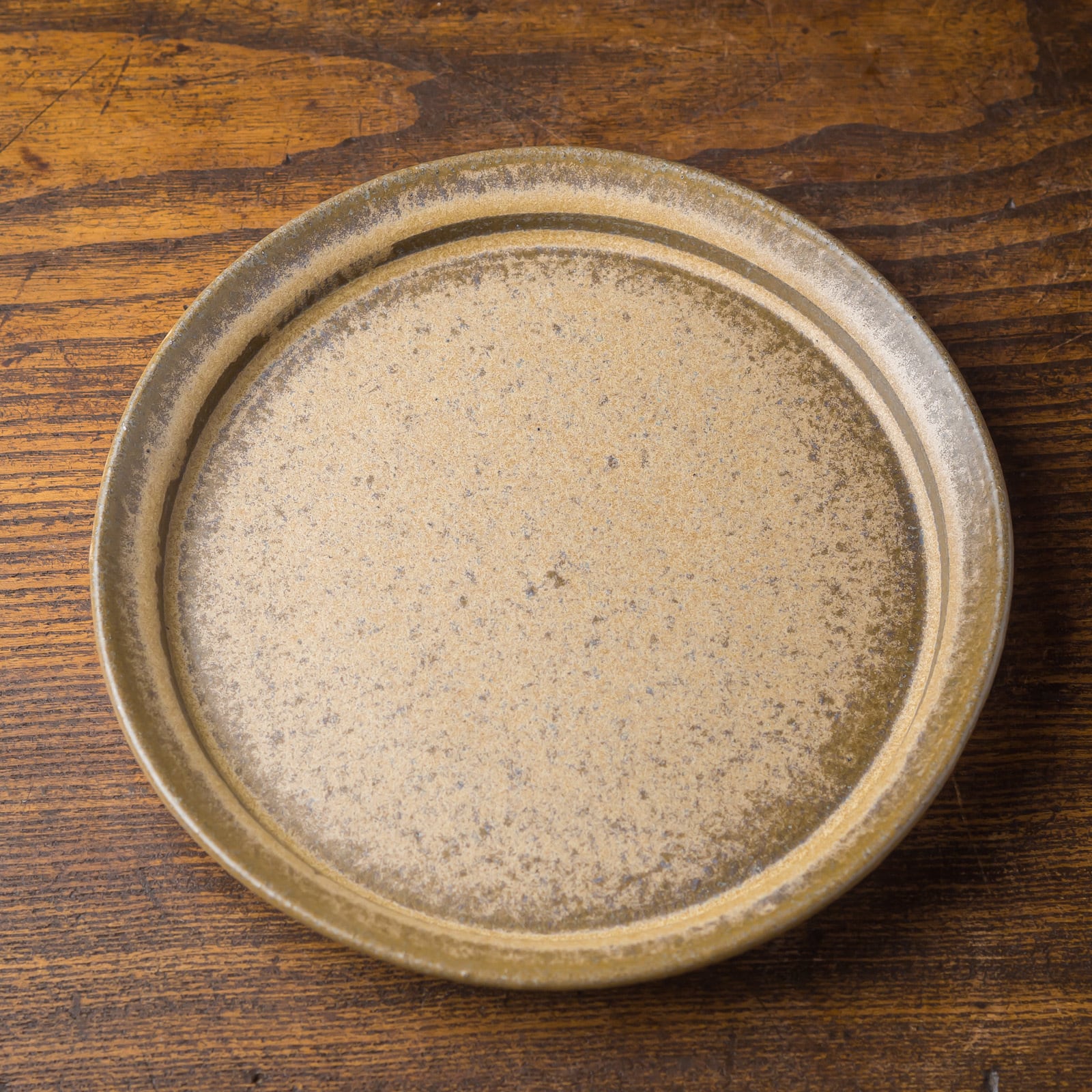 斑茶色 6寸プレート（ケーキ皿・パン皿）／安藤美和