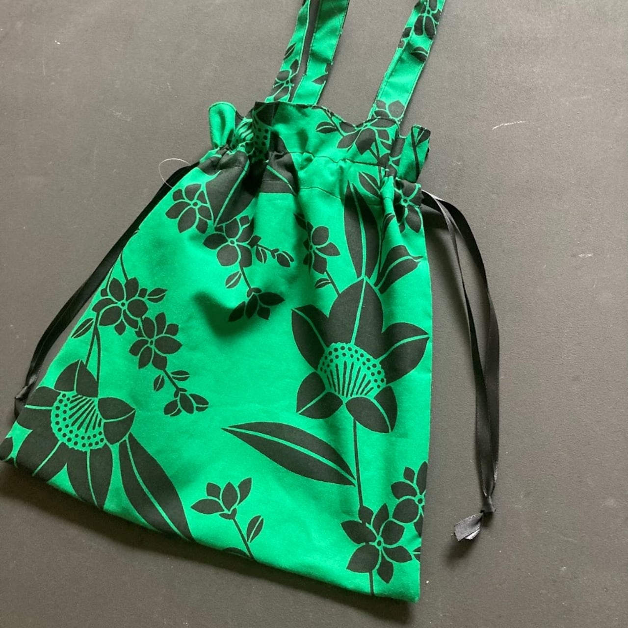 きんちゃくキモノトート BLACK×GREEN ゆかた地 着物リメイク 日月堂
