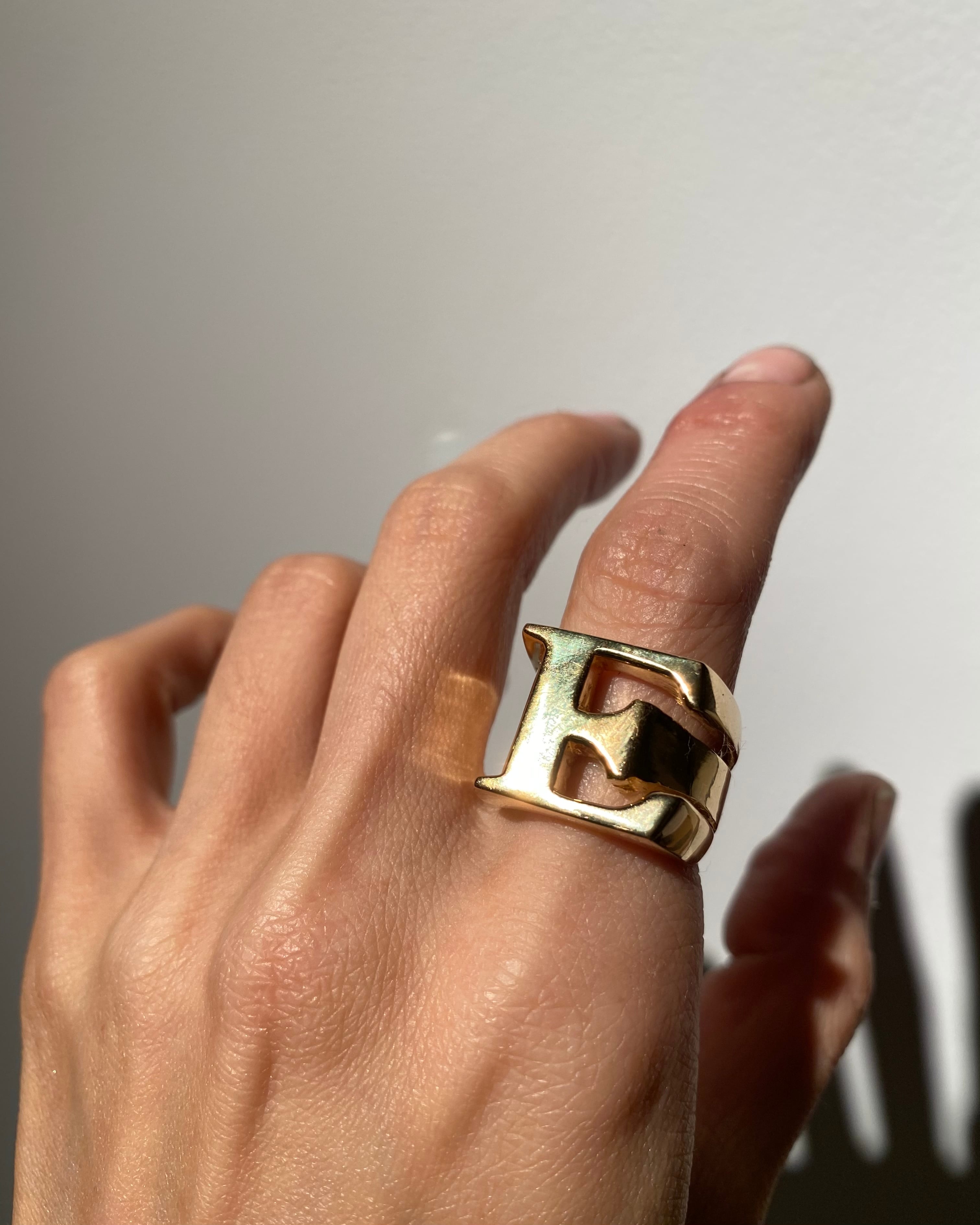 Big initial ring ［gold］   CB Jewelry Studio